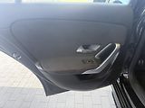 Mercedes-Benz Třídy A (2019) A 180d sedan - náhled 38
