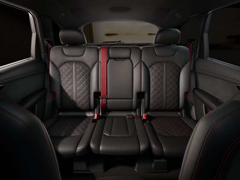 Audi Q7 3,0 TDI V6 - Limitovaná edice - fotka 9 z 9