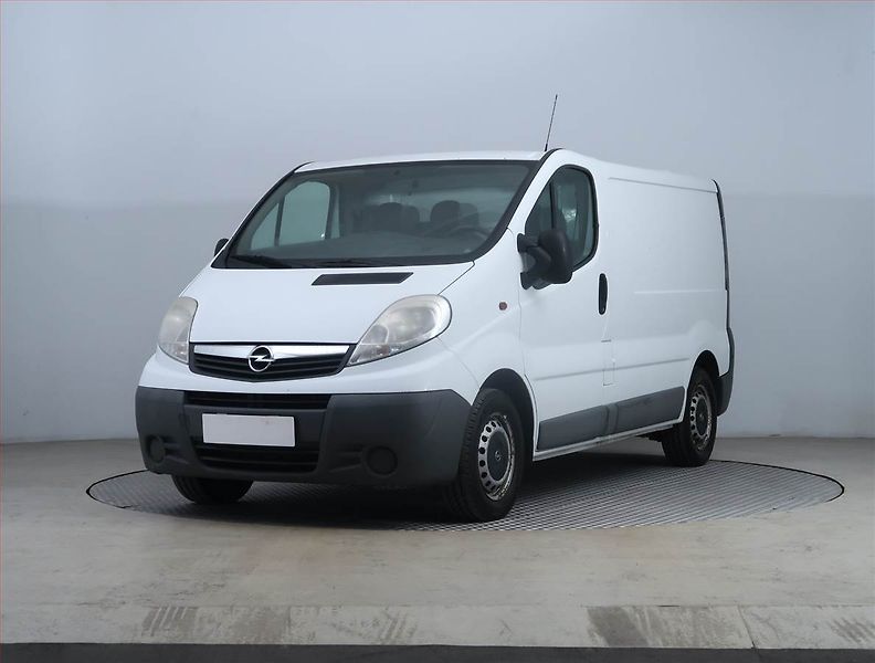 Opel Vivaro (2013) 2.0 CDTI, ČR - fotka 2 z 15