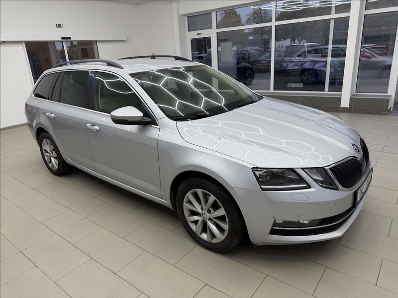 Škoda Octavia 1,6 TDi,Navi,digiklima,vyhř.se - fotka 7 z 33