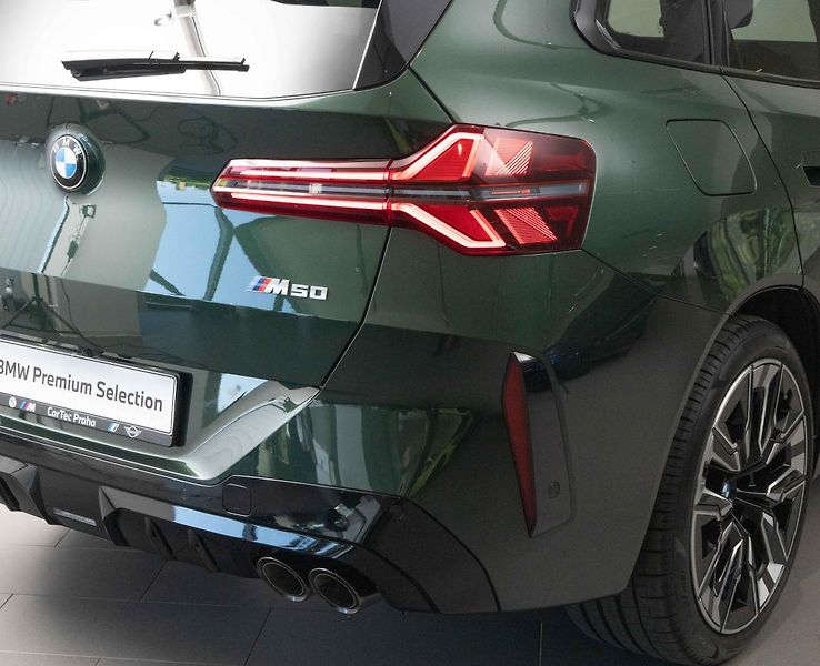 BMW X3 M50 xDrive - fotka 9 z 22