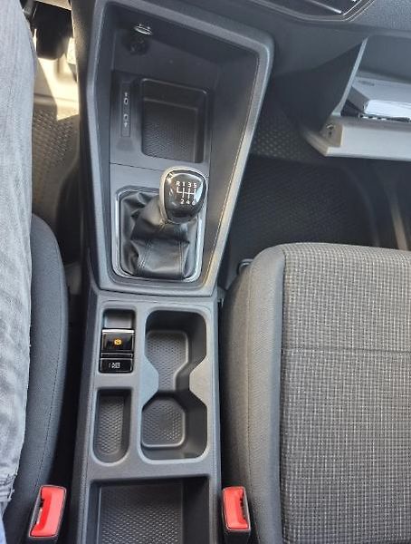 Volkswagen Caddy (2025) 2.0 TDI 75kW Maxi - fotka 6 z 10