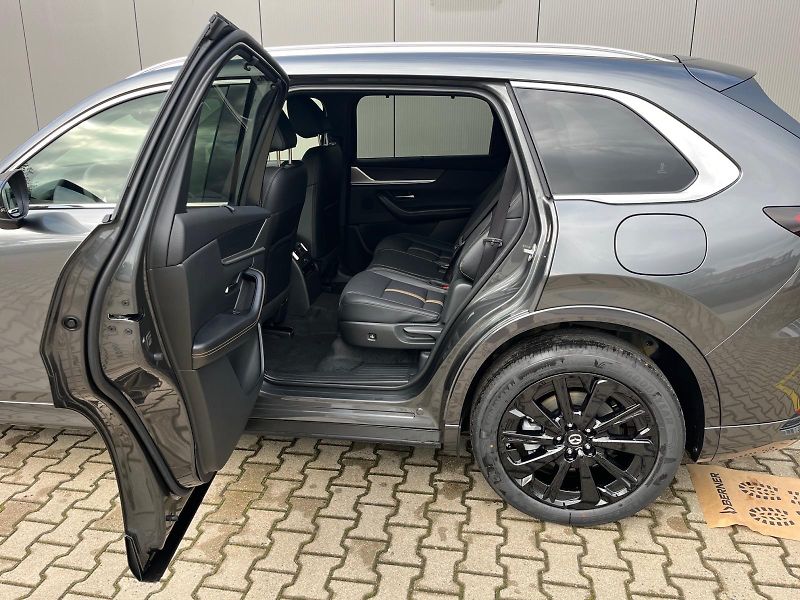 Mazda CX-80 (2026) D254/8AT/AWD/HOMURA/COSO - fotka 16 z 23