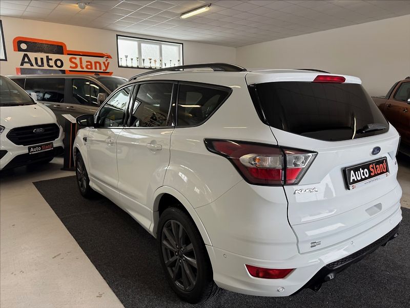 Ford Kuga 2,0 TDCi 132kW ST-line AT AWD - fotka 5 z 31