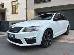 Škoda Octavia 2.0TSi RS ČR - fotografie inzerátu