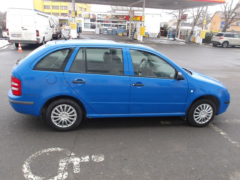 Škoda Fabia 1,2i 2xKOLA Nové v ČR!STK03/28 - fotka 7 z 28