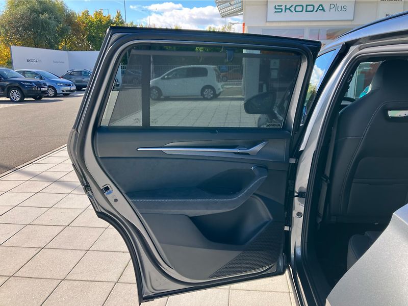 Škoda Kodiaq 2.0TDi 110kW SPORTLINE DSG - fotka 22 z 30