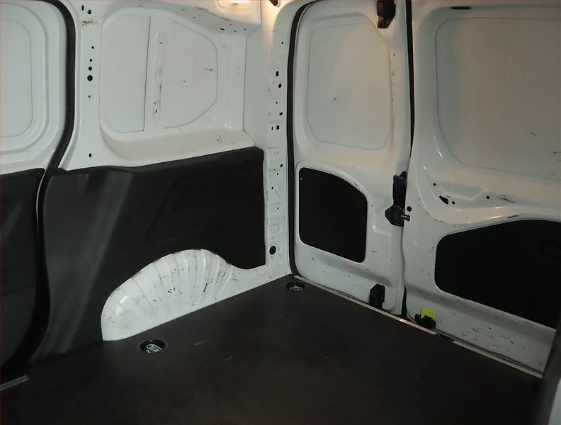 Opel Combo (2022) 1.5 CDTI, 3Místa, ČR, 1Maj - fotka 14 z 17