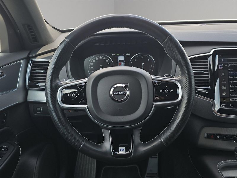 Volvo XC90 (2018) R Design D5 173kw 4x4, tažné, - fotka 10 z 27