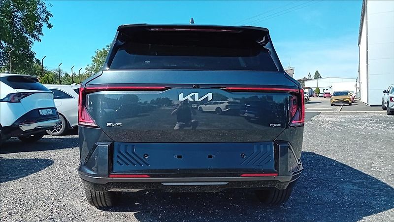 Kia EV5 4x2 GT-LINE 160 KW 81 KWH - fotka 4 z 6