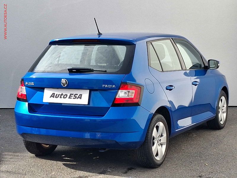 Škoda Fabia (2015) 1.2 TSi, Style, +kola - fotka 4 z 17