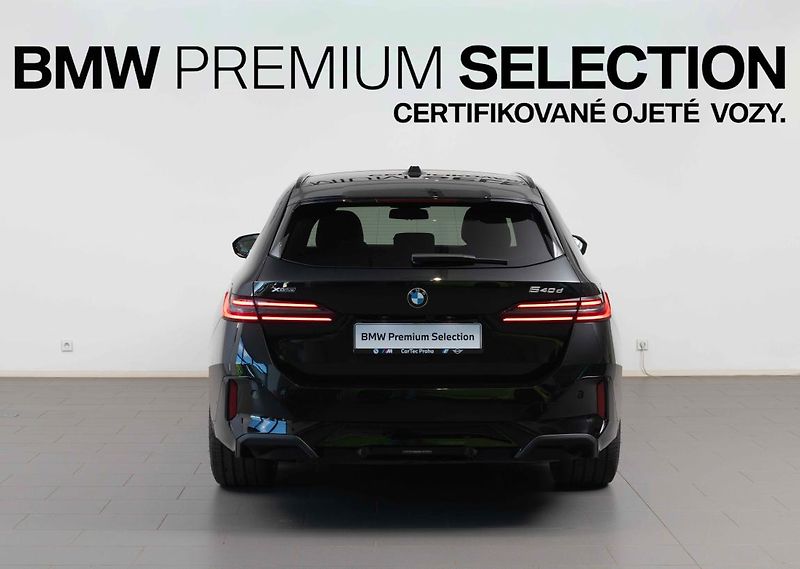 BMW Řada 5 540d xDrive Touring - fotka 4 z 20