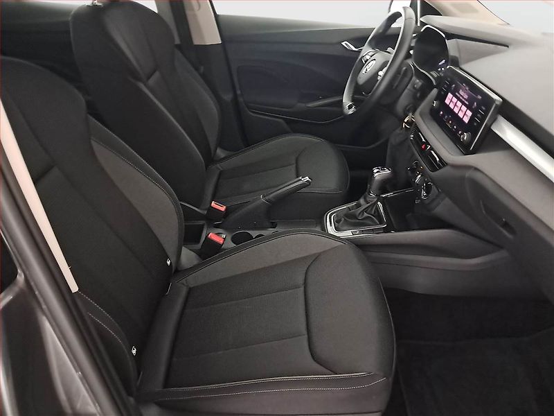Škoda Fabia (2022) Ambition 1.0 TSI, Automat - fotka 9 z 16