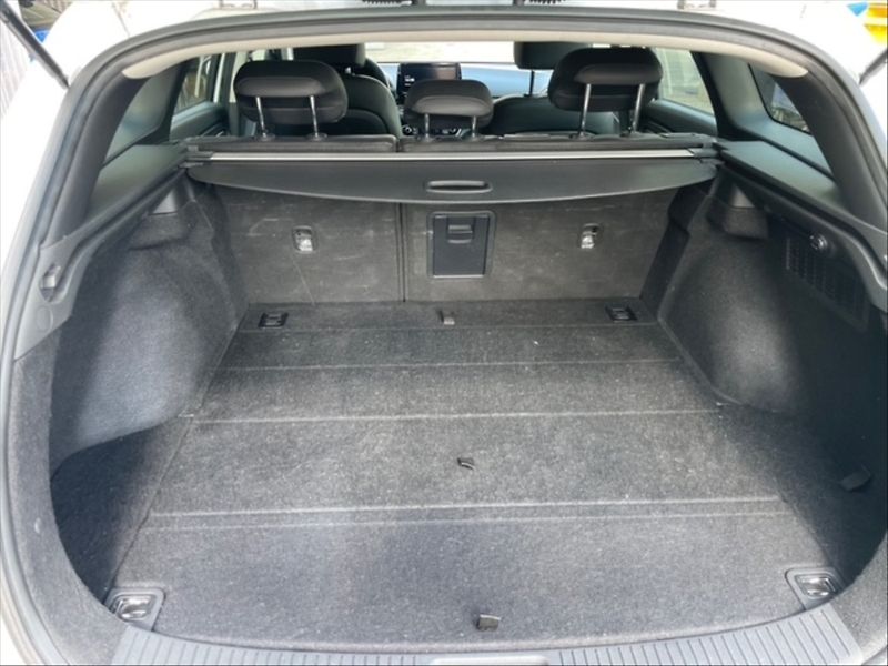 Hyundai i30 1,5 T-GDI Style - fotka 6 z 11