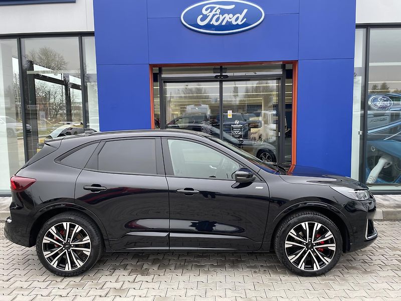 Ford Kuga ST-Line X 2,5 HEV 134 kW AT - fotka 6 z 39