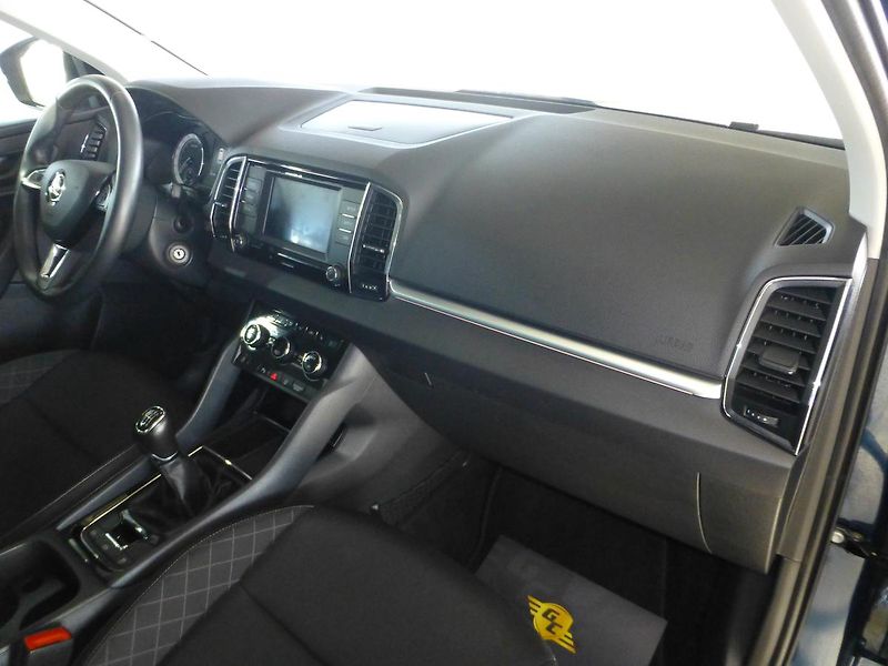 Škoda Karoq (2019) 1,6TDI-85KW*ALU*PARK.*VYHŘ.SED - fotka 19 z 24