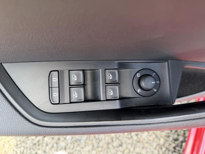 Škoda Superb (2021) Style 2,0 TDI 110 kW DSG - aut - fotka 9 z 25