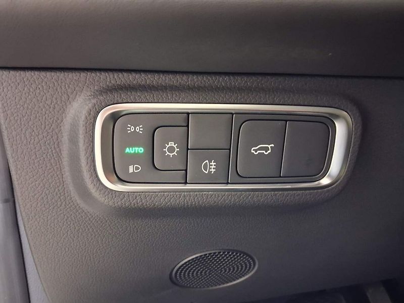 Omoda 5 (2026) Premium 1.5 tGDI HEV - fotka 13 z 28