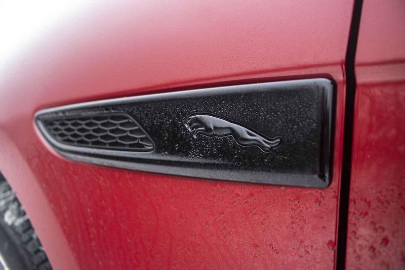 Jaguar F-Pace představuje zajímavou alternativu k německé prémii.