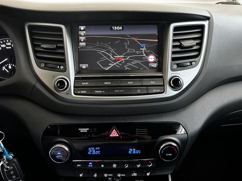 Hyundai Tucson (2018) 1.6 T-GDI 4x4 Trikolor - fotka 13 z 23