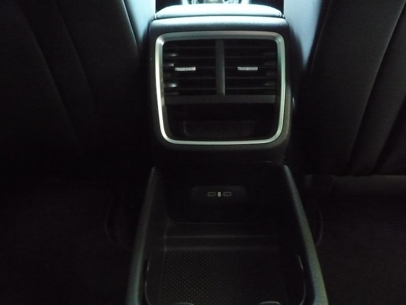 Škoda Octavia (2024) Combi 1,5TSi 110kW Top Selecti - fotka 18 z 20