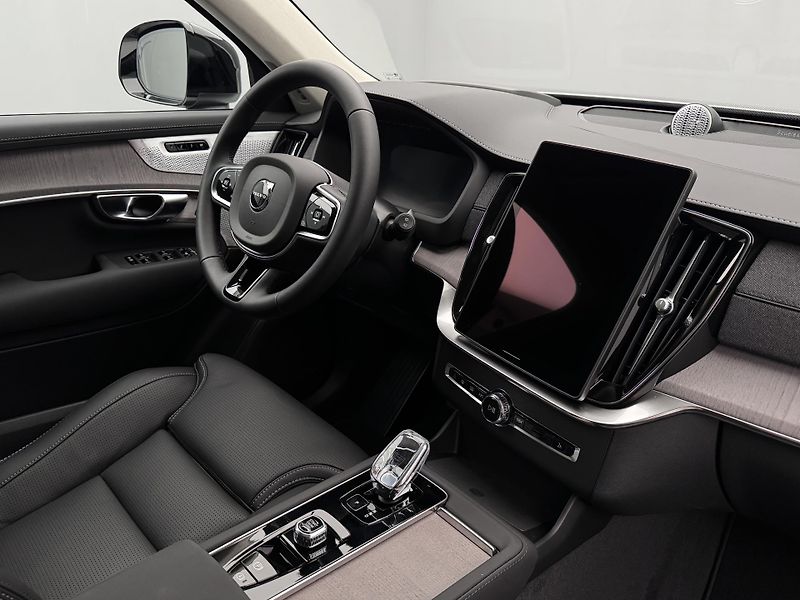 Volvo XC90 (2026) T8 AWD RECHARGE ULTRA DARK 7m - fotka 28 z 30