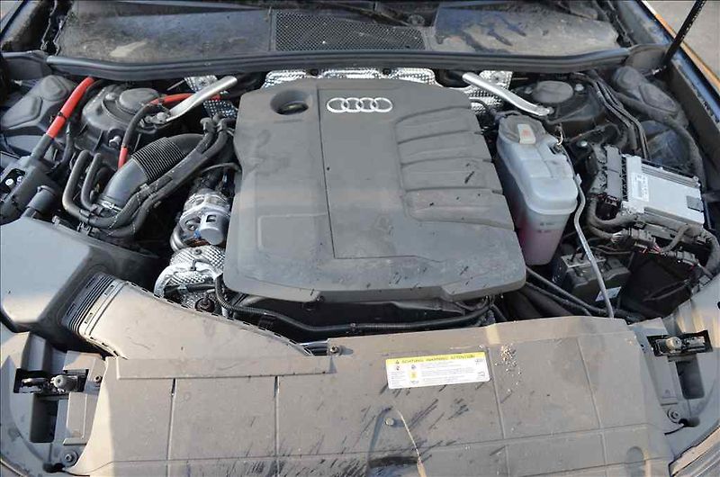 Audi A6 (2019) 40 TDI AT - fotka 7 z 17