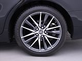 Toyota Camry 2,5 HEV Aut. CZ Executive DPH - náhled 33
