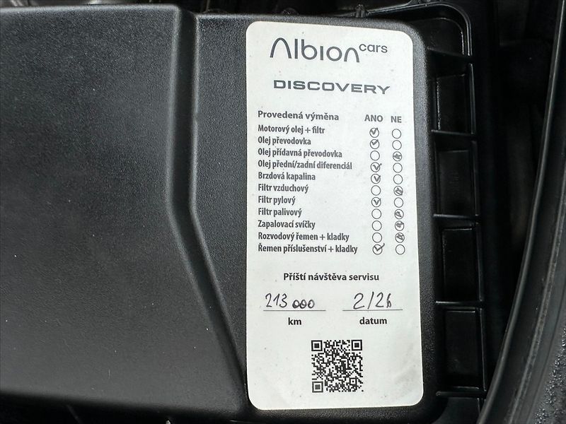 Land Rover Discovery 3,0 TDV6 190kW-HSE-CZ-DPH - fotka 49 z 49