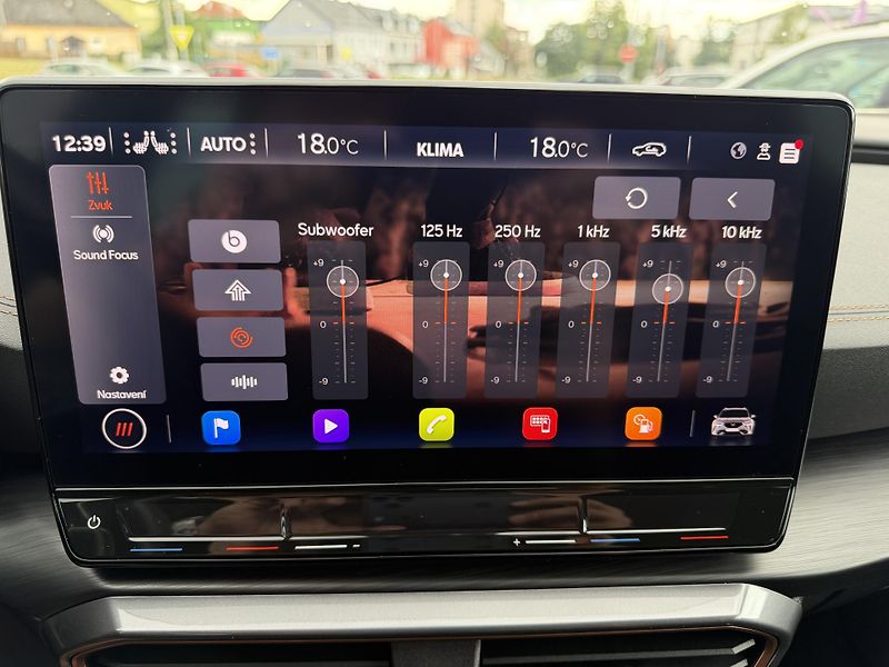 Cupra Formentor VZ 2,0 TSi/180kW - DSG,TZ,.... - fotka 27 z 106