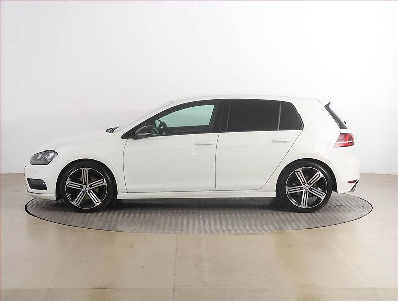 Volkswagen Golf (2014) R-Line 2.0 TDI, Xenony - fotka 3 z 17