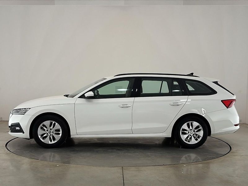 Škoda Octavia Ambition - fotka 3 z 29