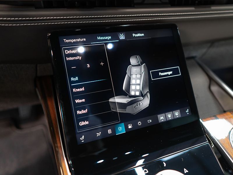 Cadillac Escalade (2026) 6.2 ESV Sport Platinum 2026 - fotka 32 z 50
