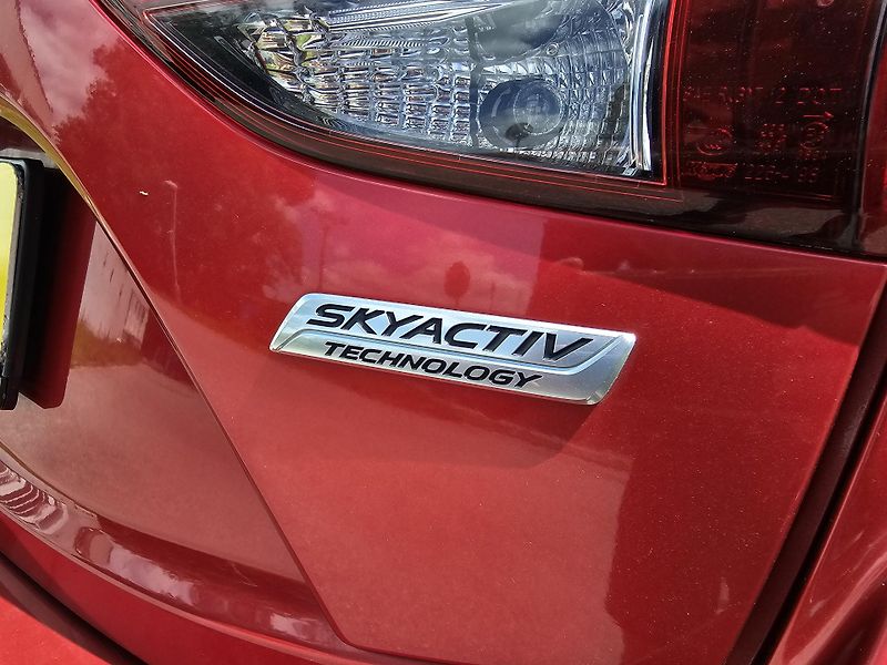 Mazda 3 (2018) 2.0i, NAVI - fotka 22 z 28