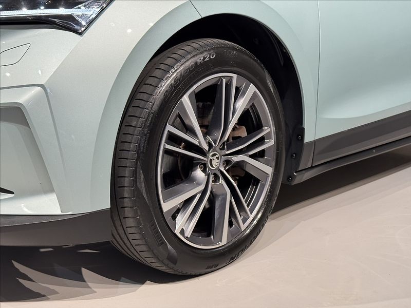 Škoda Enyaq 80 LED Matrix Assist Tepelko - fotka 8 z 48