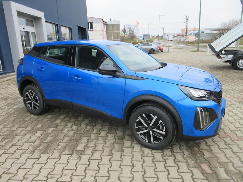 Peugeot 2008 STYLE PureTech 100 k MAN6  - fotka 13 z 34
