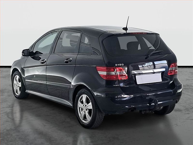 Mercedes-Benz Třídy B (2011) B 180, Vyhř. sedaček - fotka 4 z 18