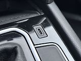Volkswagen Passat (2020) Variant 2.0 TDI 4Motion DSG Al - náhled 25