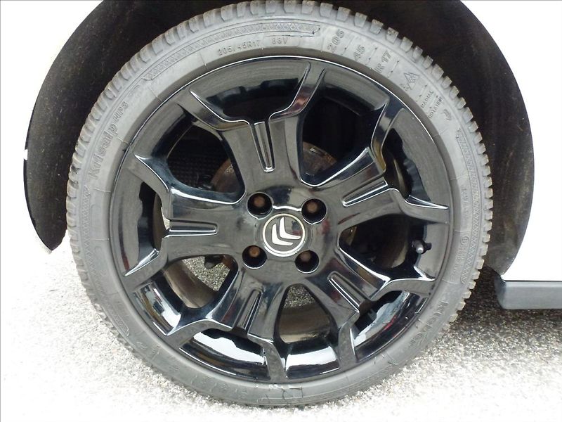 Citroën DS3 1,6 16V VTi THP SportChic - fotka 47 z 51