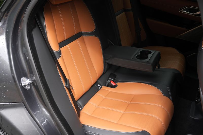 Land Rover Range Rover Velar R-Dynamic HSE D300, Záruka, ČR - fotka 38 z 39