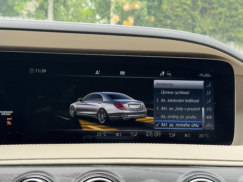 Mercedes-Benz Třídy S S400d-L-4M-AMG-R20-BURM-ČR - fotka 23 z 36