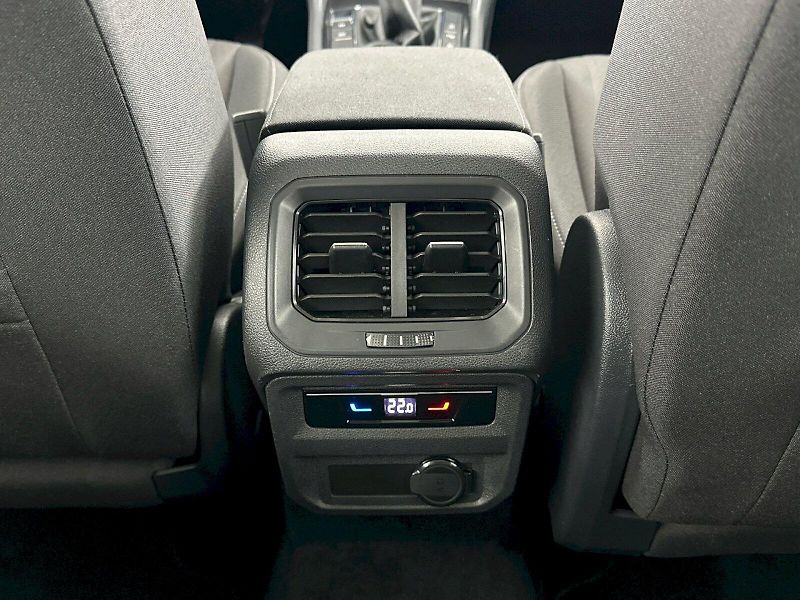 Volkswagen Tiguan Allspace (2022) Life 1.5 TSI 110kW - fotka 26 z 29