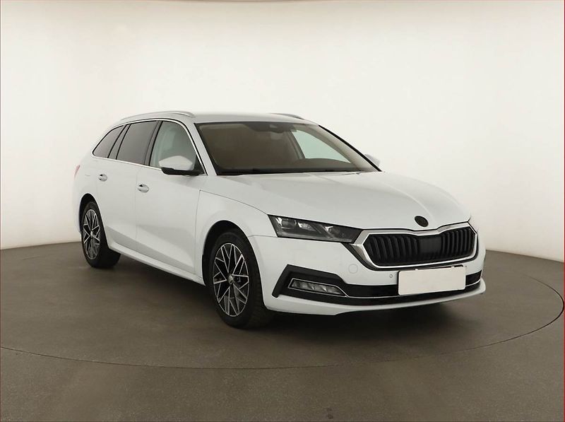 Škoda Octavia (2023) Style 1.5 TSI e-tec - fotografie inzerátu