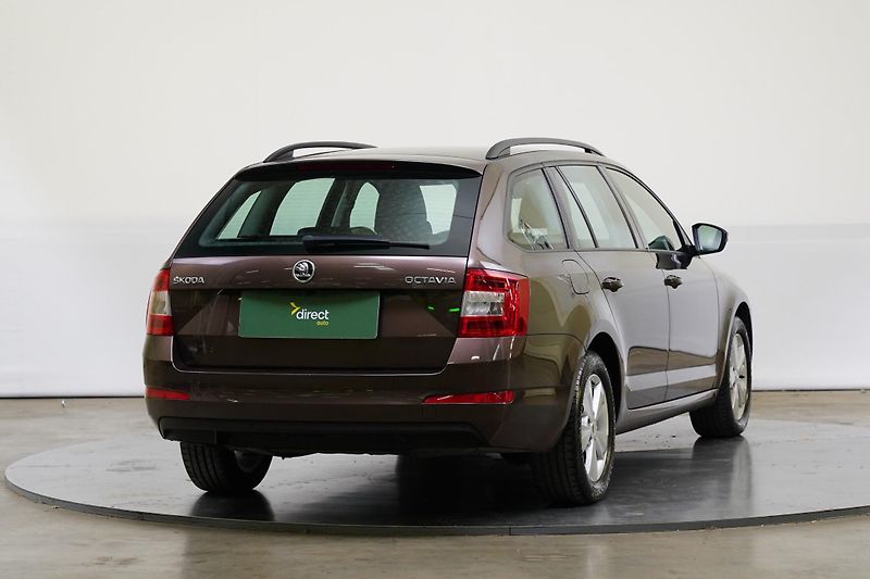 Škoda Octavia - fotka 2 z 24