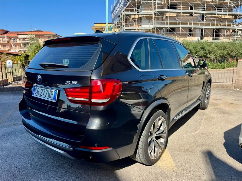 BMW X5 2,0 25D X-Drive Sportpaket 170 - fotka 5 z 28