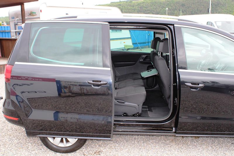 Volkswagen Sharan (2016) 2,0TDI KLIMA NAVI 7MIST - fotka 19 z 30