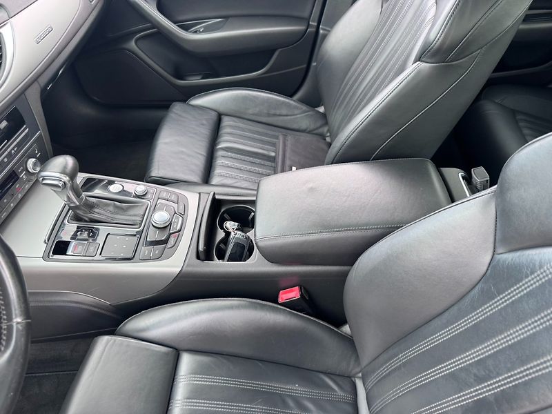 Audi A6 (2012) QUATTRO 3,0 TDI 180 KW 3. MAJ - fotka 37 z 50