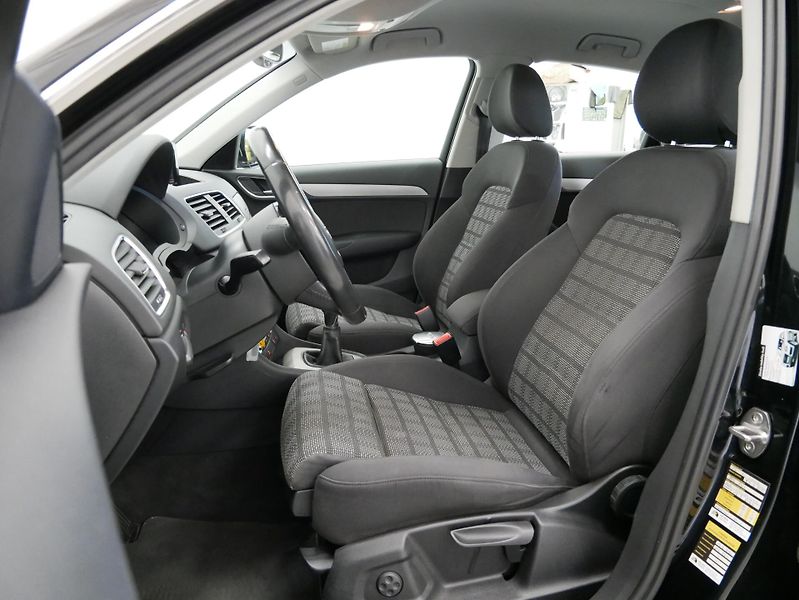 Audi Q3 - fotka 11 z 26