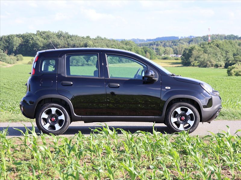 Fiat Panda 1,0 i Hybrid Cross Klima DPH - fotka 8 z 31