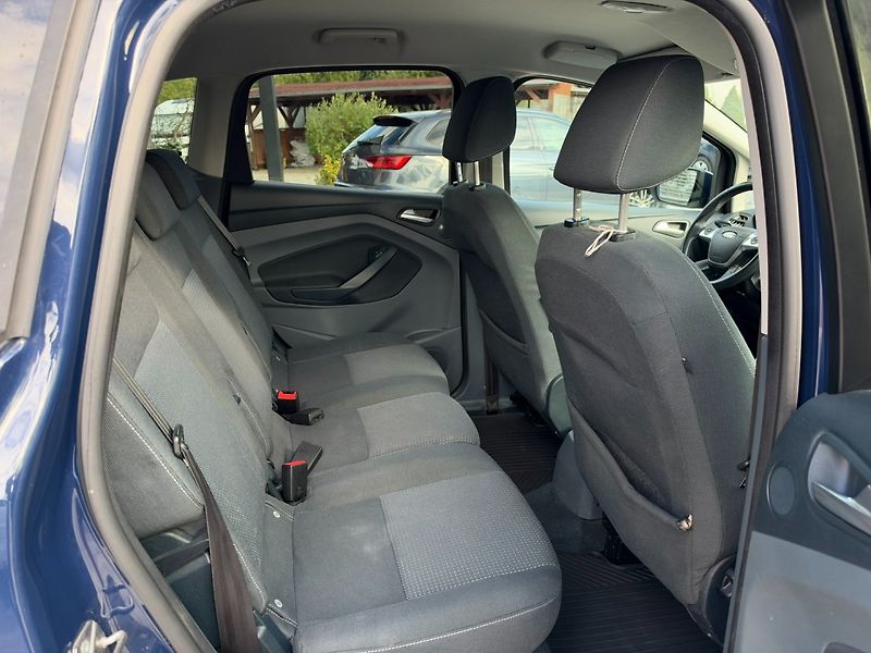 Ford C-MAX (2012) Trend 1.6i 77kW - fotka 23 z 30